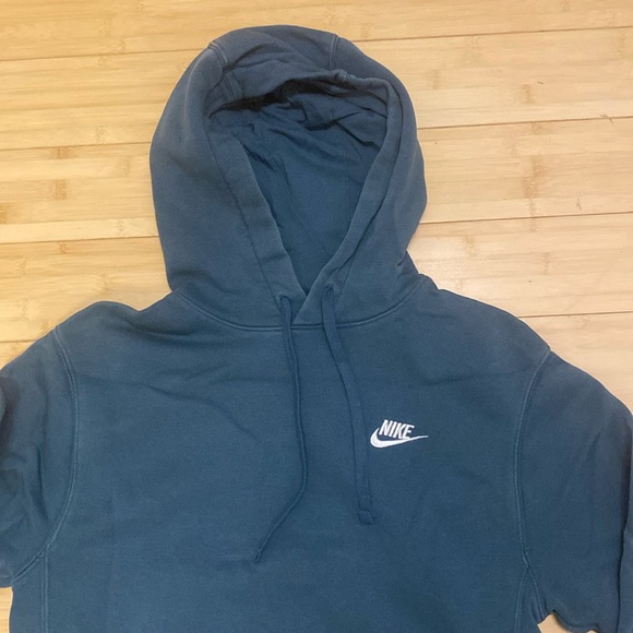 Nike Club Fleece Pullover Hoodie - Picture 2 of 5